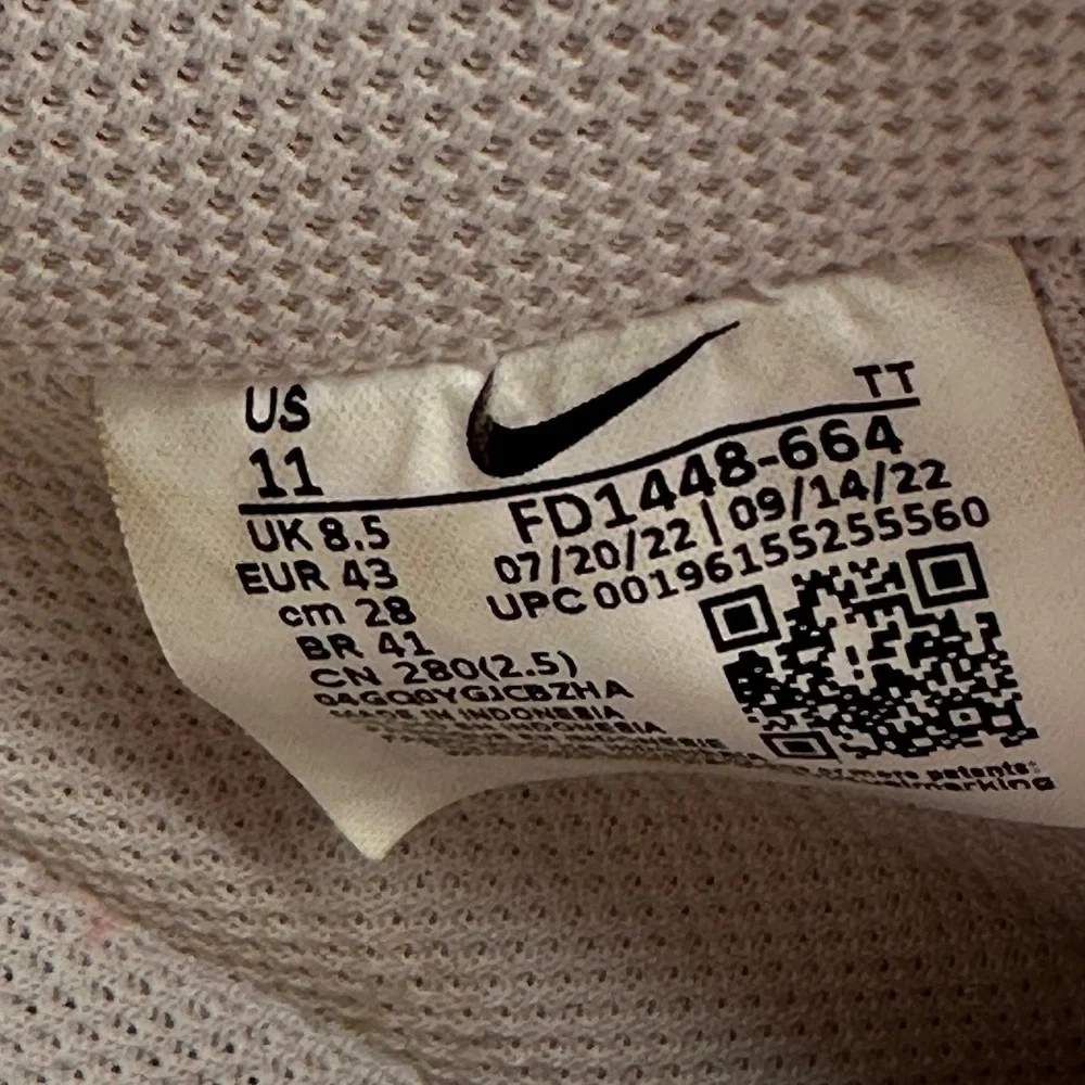Nike FD1448-664 Womens Size 11 Pearl Pink Air Force 1 Low Pink Paisley Sneakers